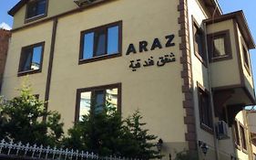 Araz Apart
